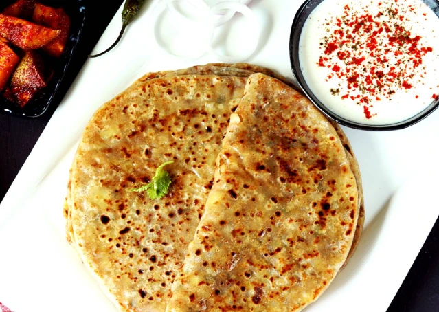 ALOO PYAAZ PARATHA